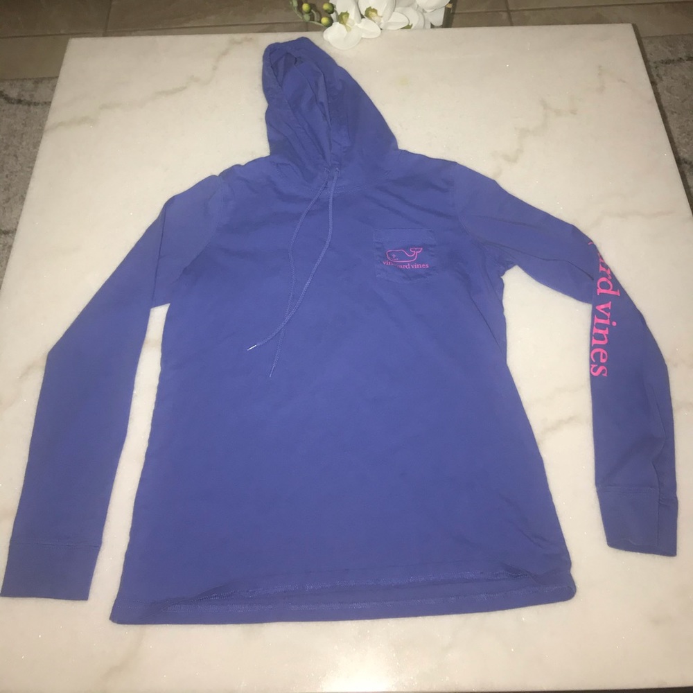 vineyard vines shirt!